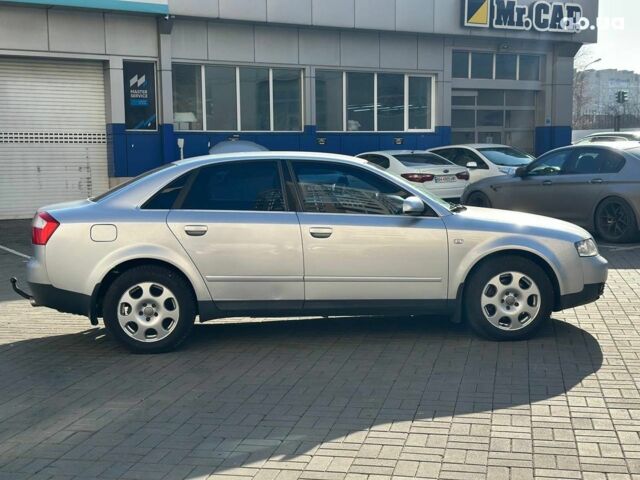 Сірий Ауді А4, об'ємом двигуна 1.8 л та пробігом 198 тис. км за 6790 $, фото 4 на Automoto.ua