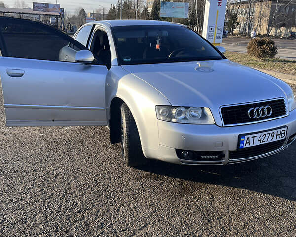 Сірий Ауді А4, об'ємом двигуна 1.98 л та пробігом 267 тис. км за 4600 $, фото 1 на Automoto.ua
