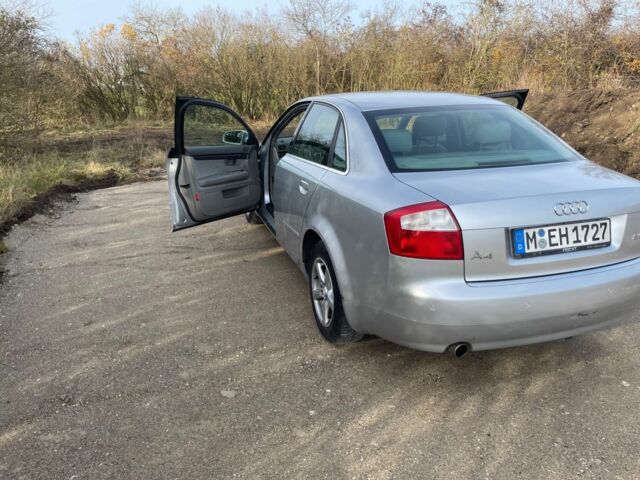 Сірий Ауді А4, об'ємом двигуна 2 л та пробігом 236 тис. км за 1418 $, фото 3 на Automoto.ua