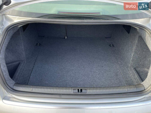 Серый Ауди А4, объемом двигателя 1.6 л и пробегом 207 тыс. км за 5899 $, фото 87 на Automoto.ua