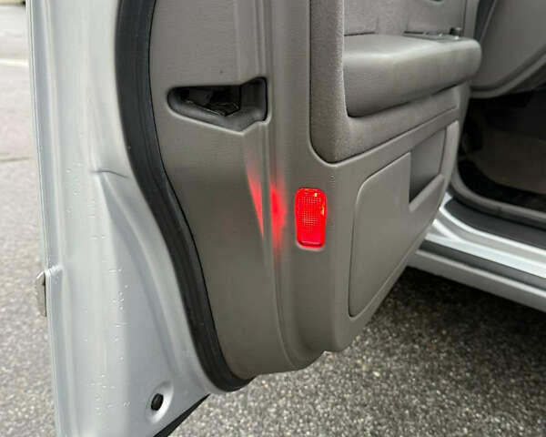 Серый Ауди А4, объемом двигателя 1.6 л и пробегом 207 тыс. км за 5999 $, фото 25 на Automoto.ua