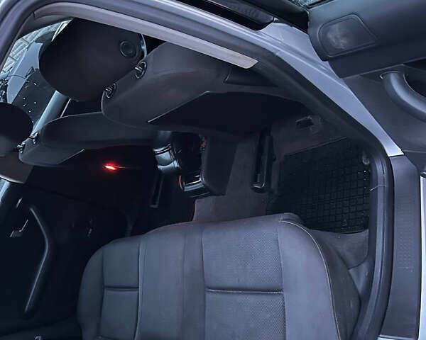 Серый Ауди А4, объемом двигателя 1.6 л и пробегом 280 тыс. км за 4950 $, фото 22 на Automoto.ua