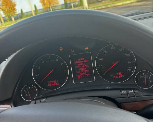 Серый Ауди А4, объемом двигателя 2.98 л и пробегом 211 тыс. км за 5200 $, фото 27 на Automoto.ua