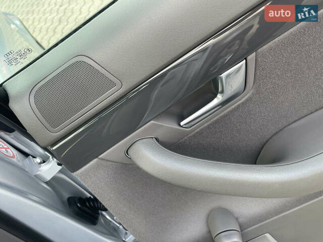 Серый Ауди А4, объемом двигателя 1.6 л и пробегом 207 тыс. км за 5999 $, фото 135 на Automoto.ua