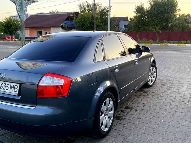 Сірий Ауді А4, об'ємом двигуна 1.6 л та пробігом 237 тис. км за 4500 $, фото 2 на Automoto.ua