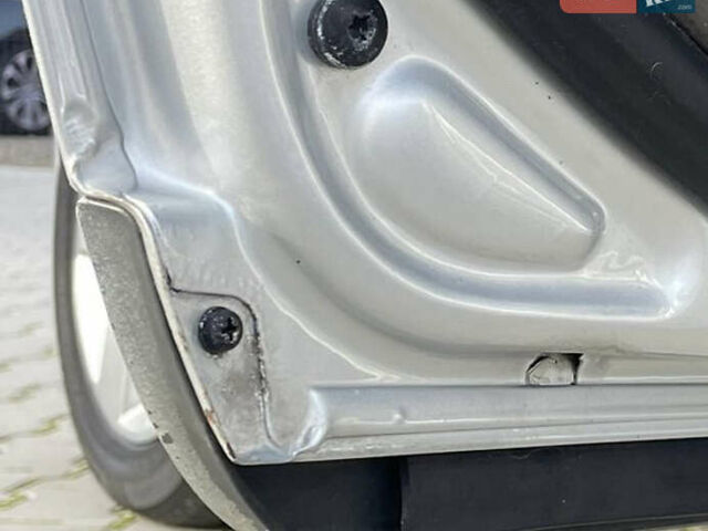 Серый Ауди А4, объемом двигателя 1.6 л и пробегом 207 тыс. км за 5899 $, фото 74 на Automoto.ua