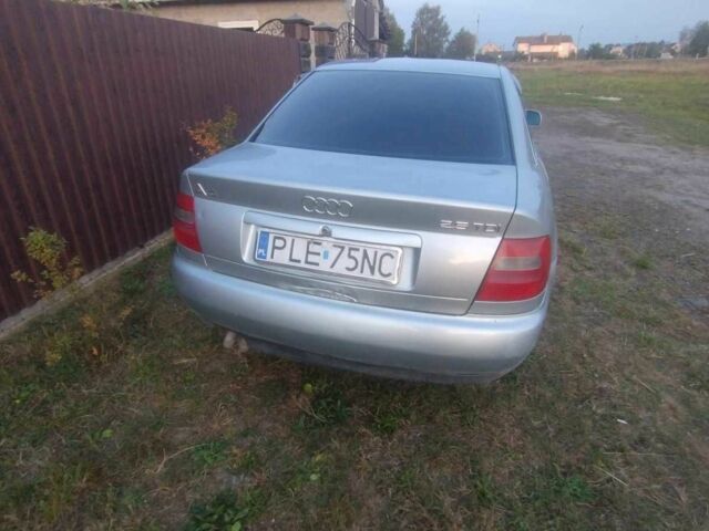 Ауді А4 2003 у Любешів на Automoto.ua Сірий Ауді А4, об'ємом двигуна 2.5 л та пробігом 350 тис. км за 1073 $, фото 2 на Automoto.ua