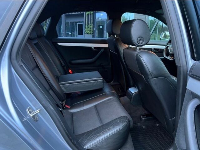 Сірий Ауді А4, об'ємом двигуна 0 л та пробігом 255 тис. км за 2000 $, фото 11 на Automoto.ua