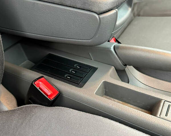 Серый Ауди А4, объемом двигателя 1.6 л и пробегом 207 тыс. км за 5999 $, фото 41 на Automoto.ua