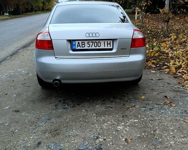 Серый Ауди А4, объемом двигателя 2 л и пробегом 260 тыс. км за 5200 $, фото 2 на Automoto.ua