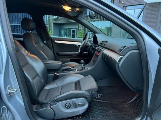 Сірий Ауді А4, об'ємом двигуна 0 л та пробігом 255 тис. км за 2000 $, фото 8 на Automoto.ua