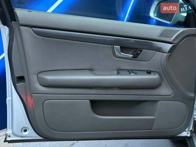 Серый Ауди А4, объемом двигателя 1.6 л и пробегом 163 тыс. км за 5499 $, фото 7 на Automoto.ua