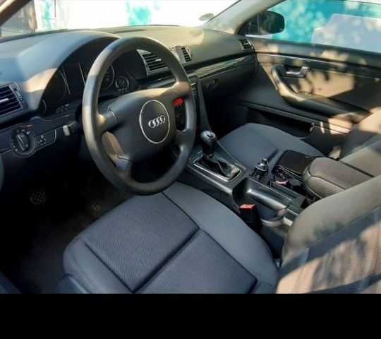 Серый Ауди А4, объемом двигателя 1.6 л и пробегом 154 тыс. км за 7500 $, фото 6 на Automoto.ua