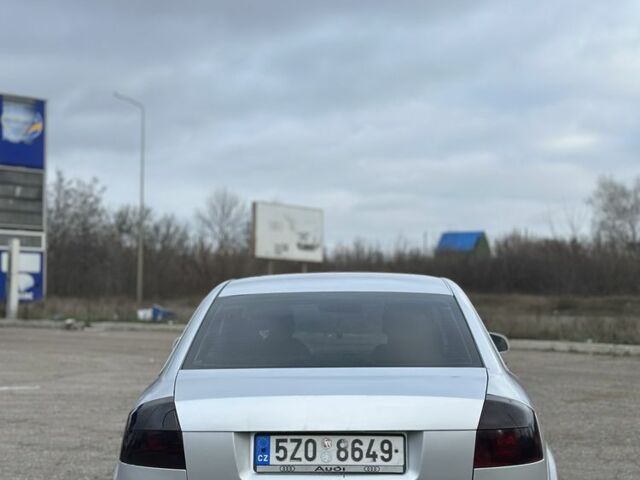 Серый Ауди А4, объемом двигателя 1.9 л и пробегом 380 тыс. км за 2850 $, фото 4 на Automoto.ua