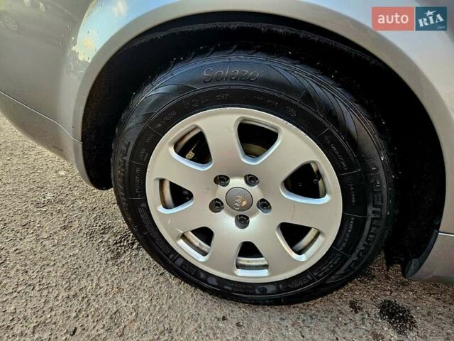 Серый Ауди А4, объемом двигателя 1.6 л и пробегом 286 тыс. км за 4300 $, фото 6 на Automoto.ua