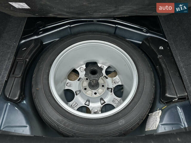 Серый Ауди А4, объемом двигателя 1.8 л и пробегом 216 тыс. км за 6000 $, фото 21 на Automoto.ua