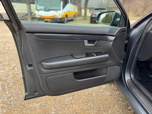 Серый Ауди А4, объемом двигателя 1.8 л и пробегом 248 тыс. км за 5450 $, фото 21 на Automoto.ua