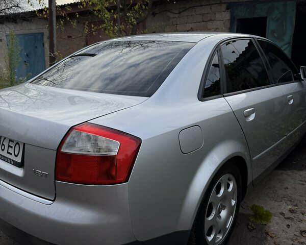 Серый Ауди А4, объемом двигателя 1.8 л и пробегом 230 тыс. км за 5850 $, фото 2 на Automoto.ua