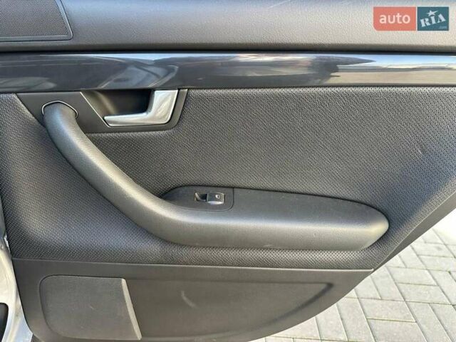 Сірий Ауді А4, об'ємом двигуна 1.8 л та пробігом 198 тис. км за 6790 $, фото 14 на Automoto.ua
