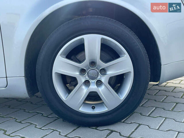 Серый Ауди А4, объемом двигателя 1.6 л и пробегом 207 тыс. км за 5899 $, фото 94 на Automoto.ua