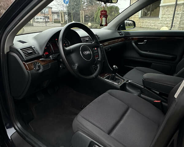 Серый Ауди А4, объемом двигателя 1.8 л и пробегом 216 тыс. км за 6000 $, фото 25 на Automoto.ua