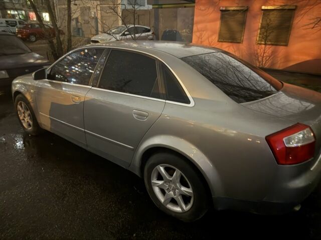 Сірий Ауді А4, об'ємом двигуна 1.8 л та пробігом 380 тис. км за 5700 $, фото 3 на Automoto.ua