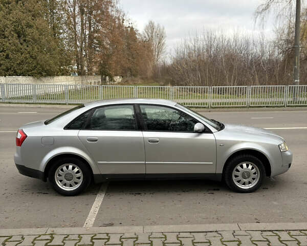Сірий Ауді А4, об'ємом двигуна 1.6 л та пробігом 237 тис. км за 3600 $, фото 3 на Automoto.ua