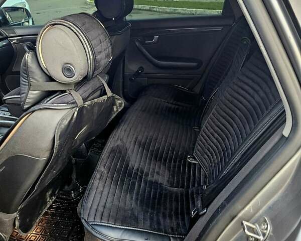 Серый Ауди А4, объемом двигателя 1.6 л и пробегом 286 тыс. км за 4300 $, фото 1 на Automoto.ua