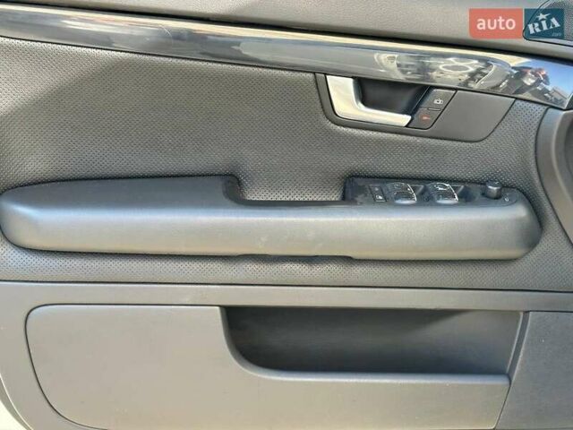 Сірий Ауді А4, об'ємом двигуна 1.8 л та пробігом 198 тис. км за 6790 $, фото 18 на Automoto.ua