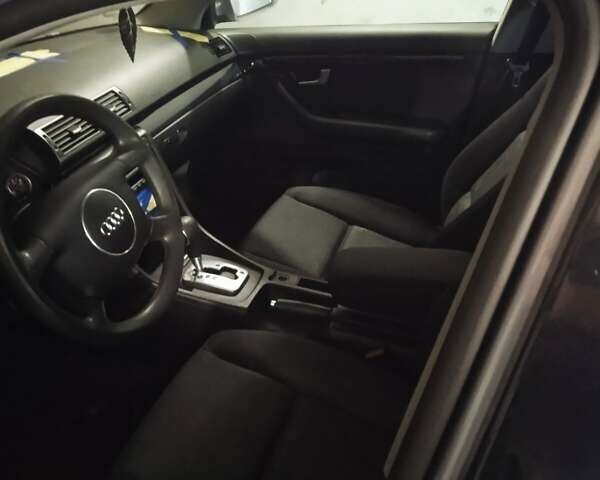 Сірий Ауді А4, об'ємом двигуна 2 л та пробігом 211 тис. км за 5900 $, фото 3 на Automoto.ua