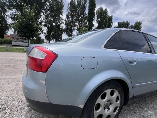 Серый Ауди А4, объемом двигателя 1.8 л и пробегом 250 тыс. км за 3800 $, фото 3 на Automoto.ua