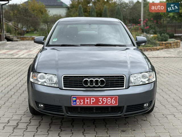 Серый Ауди А4, объемом двигателя 2 л и пробегом 220 тыс. км за 5950 $, фото 7 на Automoto.ua