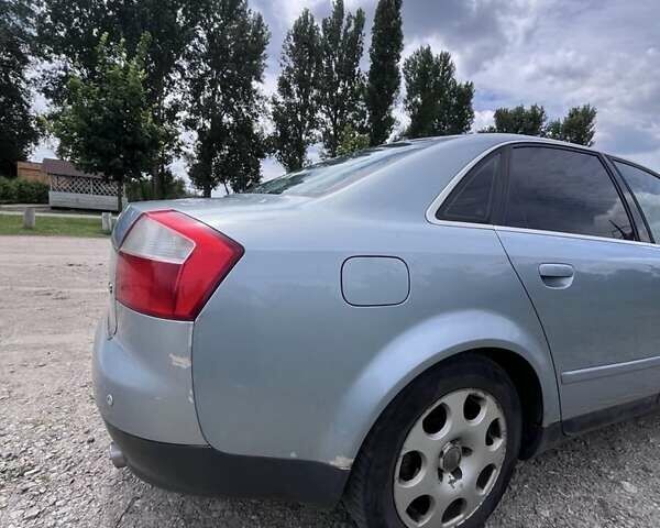 Сірий Ауді А4, об'ємом двигуна 1.8 л та пробігом 250 тис. км за 3800 $, фото 2 на Automoto.ua
