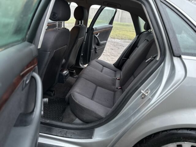 Серый Ауди А4, объемом двигателя 1.9 л и пробегом 337 тыс. км за 2499 $, фото 22 на Automoto.ua