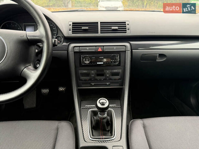 Серый Ауди А4, объемом двигателя 2 л и пробегом 220 тыс. км за 5950 $, фото 19 на Automoto.ua