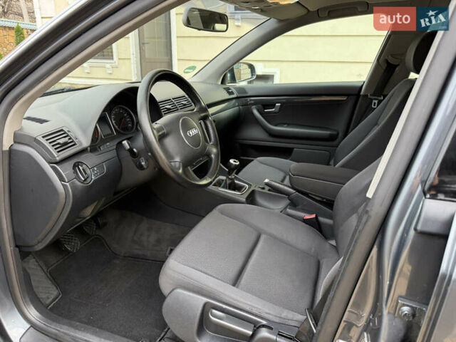 Серый Ауди А4, объемом двигателя 2 л и пробегом 220 тыс. км за 5750 $, фото 6 на Automoto.ua