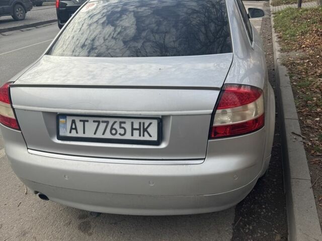 Серый Ауди А4, объемом двигателя 2 л и пробегом 200 тыс. км за 5500 $, фото 2 на Automoto.ua
