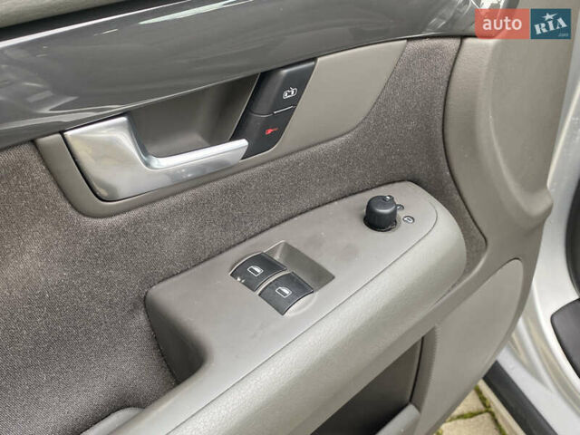 Серый Ауди А4, объемом двигателя 1.6 л и пробегом 190 тыс. км за 5499 $, фото 32 на Automoto.ua