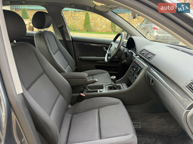 Серый Ауди А4, объемом двигателя 2 л и пробегом 220 тыс. км за 5750 $, фото 11 на Automoto.ua