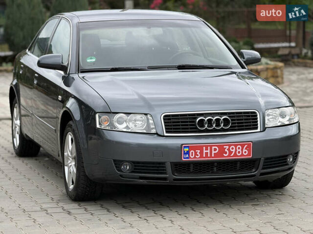 Серый Ауди А4, объемом двигателя 2 л и пробегом 220 тыс. км за 5950 $, фото 2 на Automoto.ua