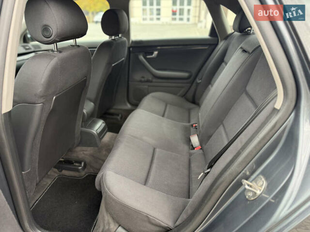 Серый Ауди А4, объемом двигателя 2 л и пробегом 220 тыс. км за 5950 $, фото 14 на Automoto.ua