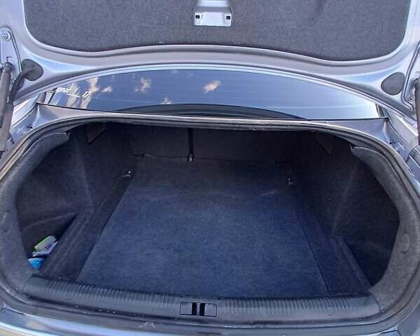 Сірий Ауді А4, об'ємом двигуна 1.6 л та пробігом 170 тис. км за 5266 $, фото 10 на Automoto.ua