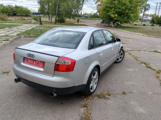 Сірий Ауді А4, об'ємом двигуна 1.6 л та пробігом 210 тис. км за 6000 $, фото 8 на Automoto.ua