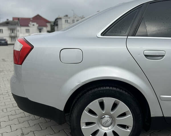 Серый Ауди А4, объемом двигателя 1.6 л и пробегом 350 тыс. км за 4750 $, фото 18 на Automoto.ua