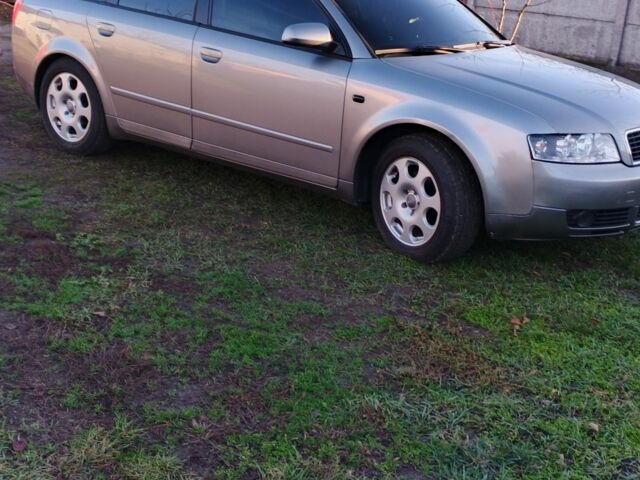 Сірий Ауді А4, об'ємом двигуна 2 л та пробігом 3 тис. км за 6200 $, фото 8 на Automoto.ua