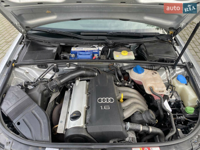 Серый Ауди А4, объемом двигателя 1.6 л и пробегом 190 тыс. км за 5499 $, фото 49 на Automoto.ua