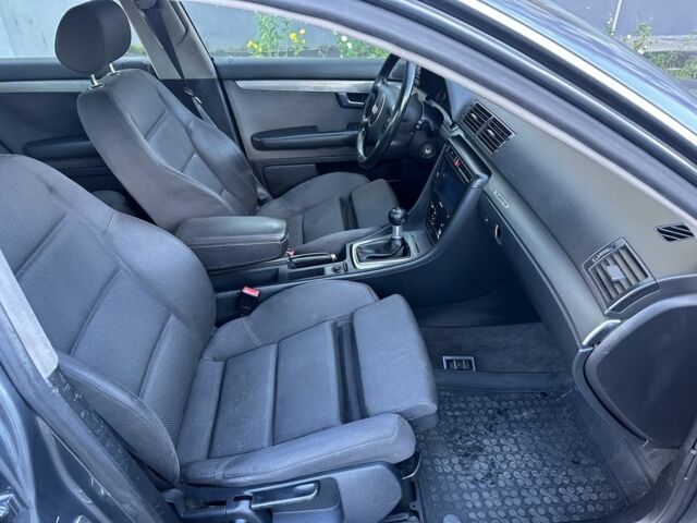 Серый Ауди А4, объемом двигателя 2.5 л и пробегом 300 тыс. км за 2650 $, фото 9 на Automoto.ua