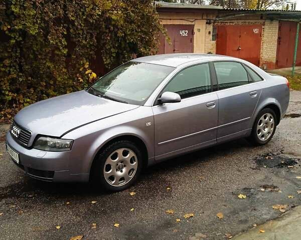 Сірий Ауді А4, об'ємом двигуна 2 л та пробігом 211 тис. км за 5900 $, фото 1 на Automoto.ua