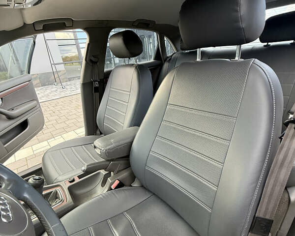 Серый Ауди А4, объемом двигателя 1.78 л и пробегом 250 тыс. км за 5000 $, фото 3 на Automoto.ua