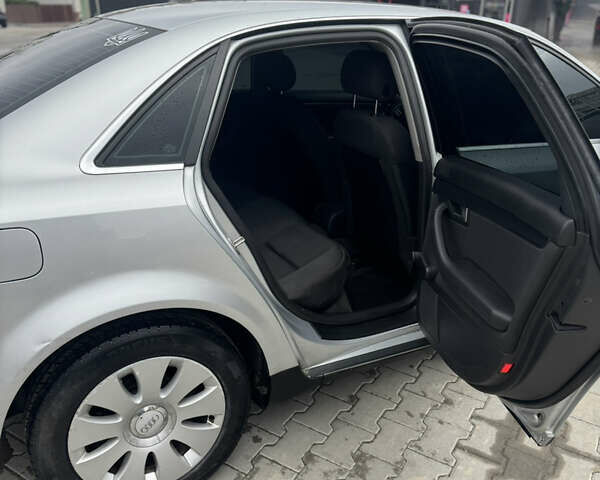 Серый Ауди А4, объемом двигателя 1.6 л и пробегом 350 тыс. км за 4750 $, фото 16 на Automoto.ua